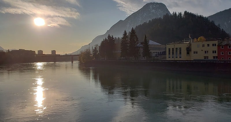 奥地利库夫斯坦的秋天风景