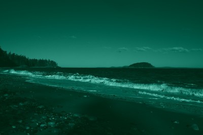 日出在海滩在欺骗通行证州立公园在单色