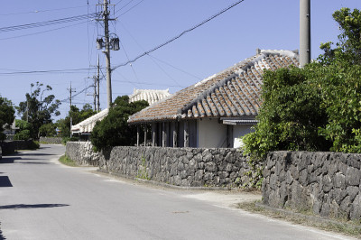 日本冲绳县黑岛岛Agarisuji镇景