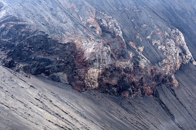 婆罗摩火山背景