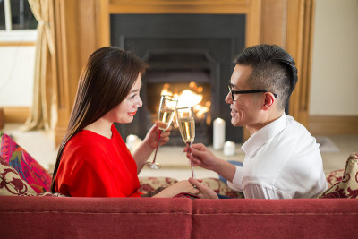 夫妇在圣诞节