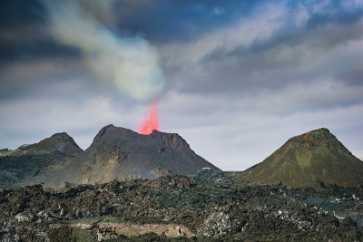冰岛火山喷发
