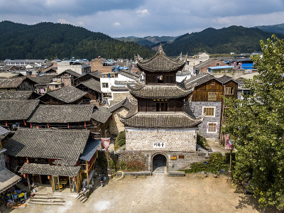龙里古镇