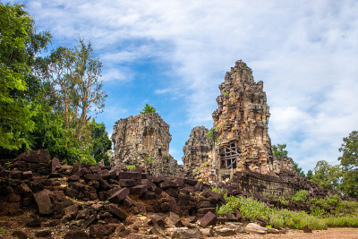 位于柬埔寨班提棉其(Banteay Meanchey)的12世纪大乘佛教寺庙班提督寺(Banteay