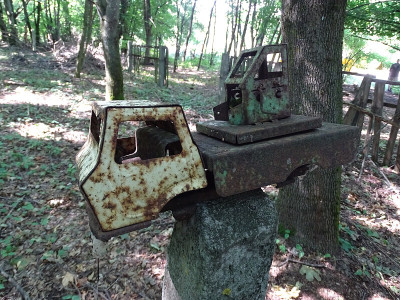 旧玩具车