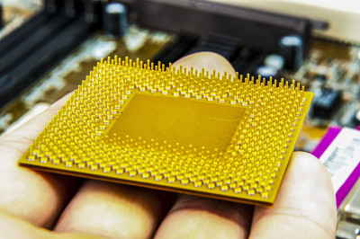 CPU