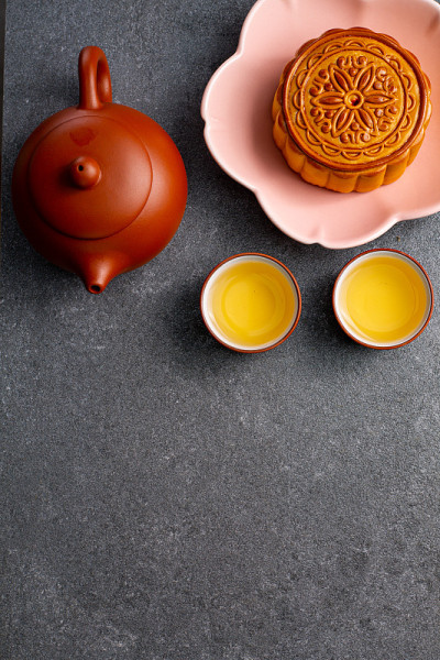 中国的月饼和传统茶庆祝
