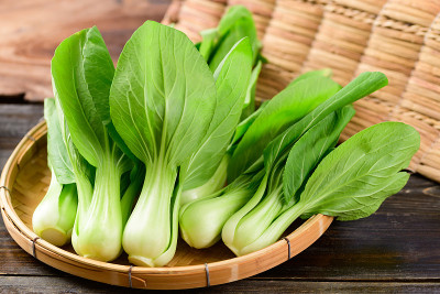 新鲜小白菜或小白菜(白菜)