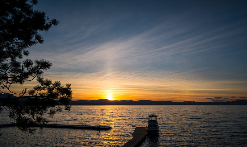 太浩湖