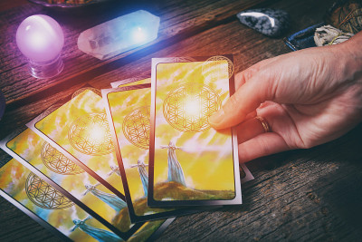 棋盘上的塔罗牌