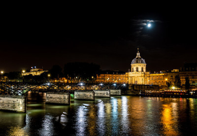 Institut de France 和 Pont des Arts at nigth - 巴黎