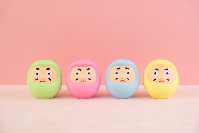 日本小达摩:形象的贺年卡