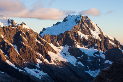 赛姆山和马德琳山，达伦山脉，峡湾国家公园