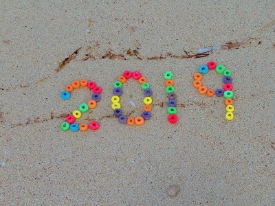海滩新年快乐