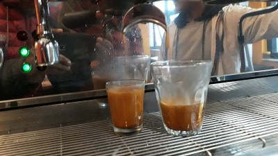 热咖啡和很棒的艺术