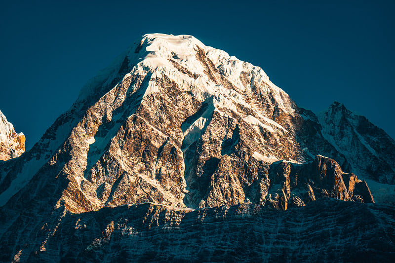 尼泊尔，喜马拉雅山脉的安纳布尔纳雪峰