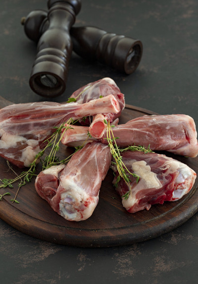 生羊肉柄