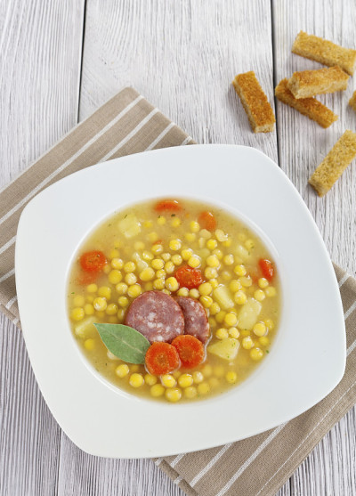 熏香肠豌豆汤