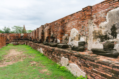 窟Phra Mahathat