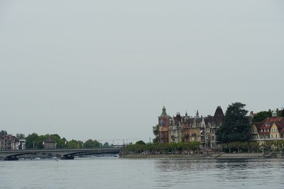 康斯坦茨市康斯坦茨湖沿岸的历史建筑住宅区，靠近老莱茵桥