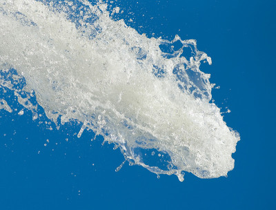 摘要水溅