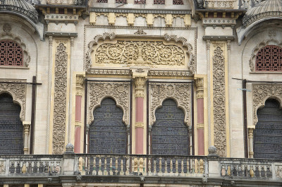 Lakshmi Vilas宫殿的部分视图，由王公Sayajirao Gaekwad第三建于1890年