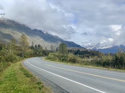 瓦尔迪兹之路