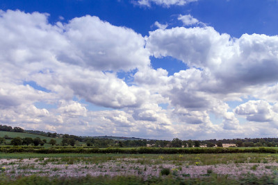 英国夏日阴天景观