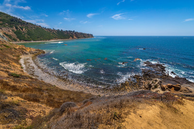崎岖的南加州海岸线