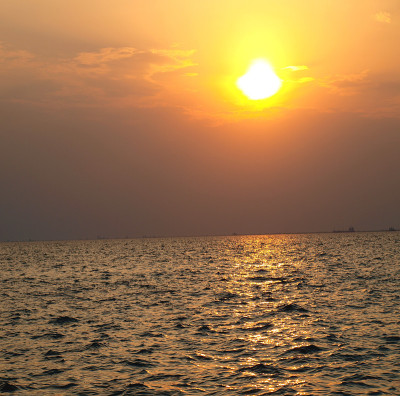 海上日落