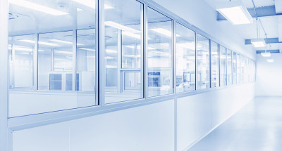 现代室内科学实验室或工业工厂背景