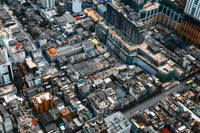 鸟瞰图曼谷现代办公大楼，公寓在曼谷市，曼谷，泰国