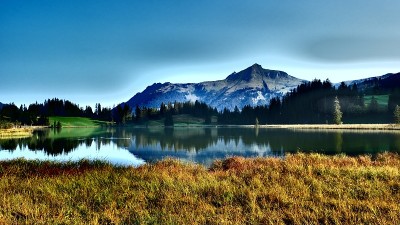 lauensee瑞士山伯纳湖