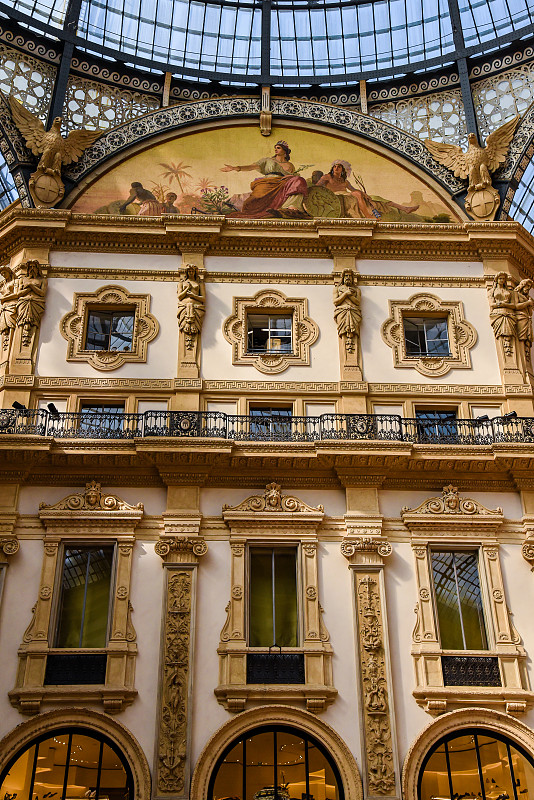 Vittorio Emanuele II画廊位于意大利米兰市中心