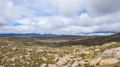 中国四川理塘海子山自然保护区景观(冰川地质遗迹)