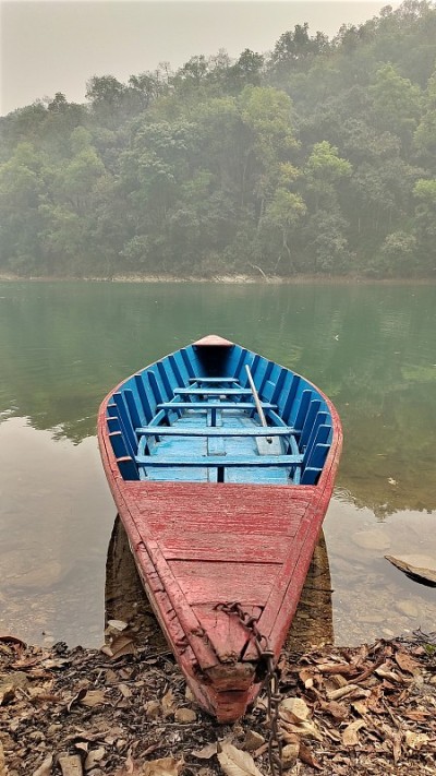 博卡拉的船只
