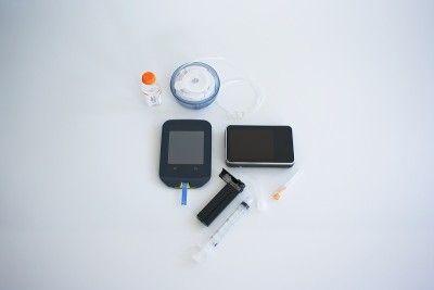 胰岛素泵输液器和血糖仪