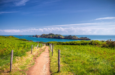 高兰岬风景优美，海岸线嶙峋。法国布列塔尼。