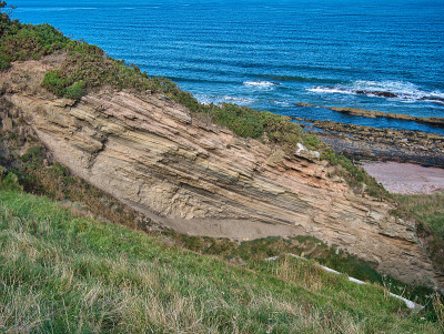 Northumberland海岸靠近Scremerston的裸露岩层，位于berwick - on-