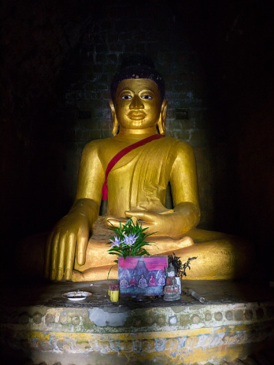 缅甸Mrauk U的佛像