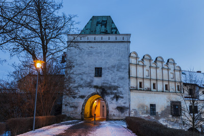 门在Pardubice