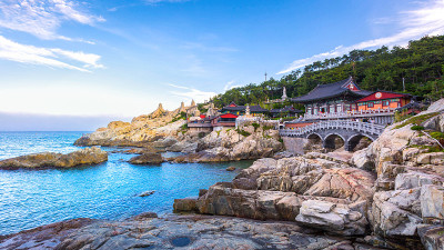 韩国釜山海东龙宫寺的釜山景观。