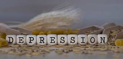 由木骰子组成的单词DEPRESSION。