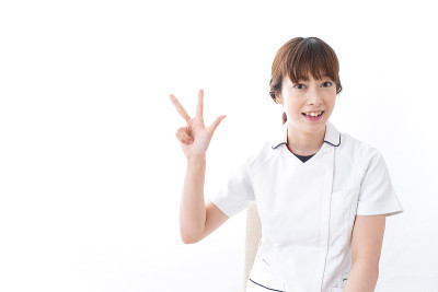 年轻的女护士