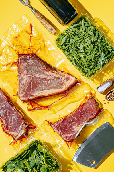 生牛肉牛排