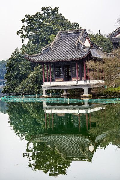 古中国馆西湖倒影中国浙江杭州