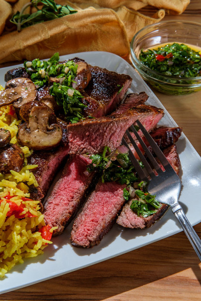 Chimichurri牛排黄饭