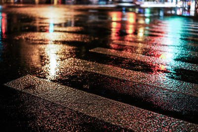 大城市的雨夜
