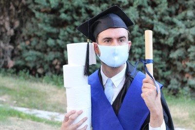 成人学生2020年毕业