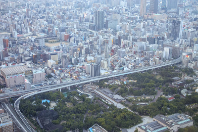大阪的象征——Tsutenkaku塔，照明